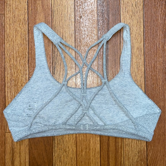 Echt Impetus Sportsbra - Light Grey - Picture 2 of 13